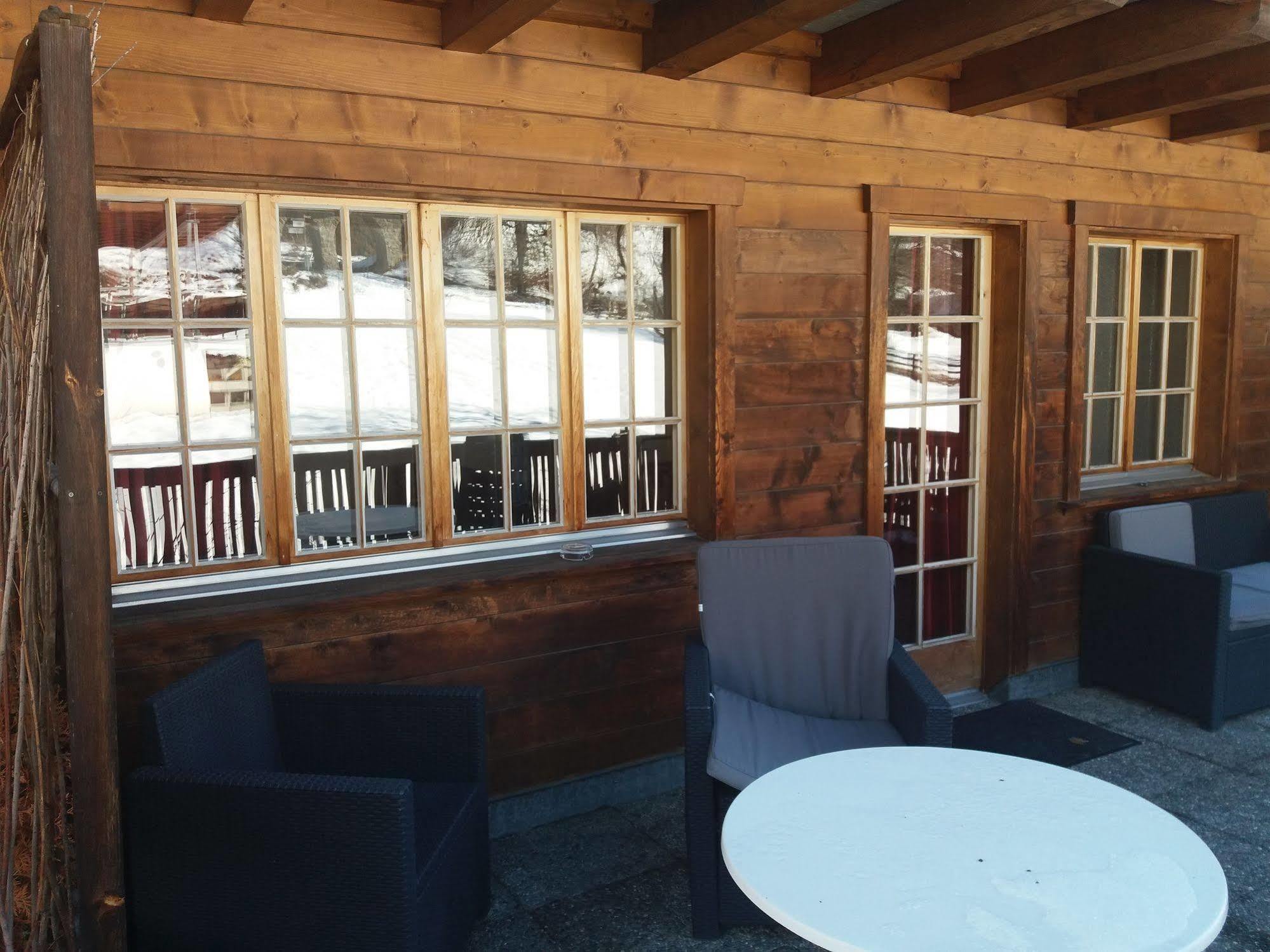 Hotel Schmitta Fiesch Exterior foto