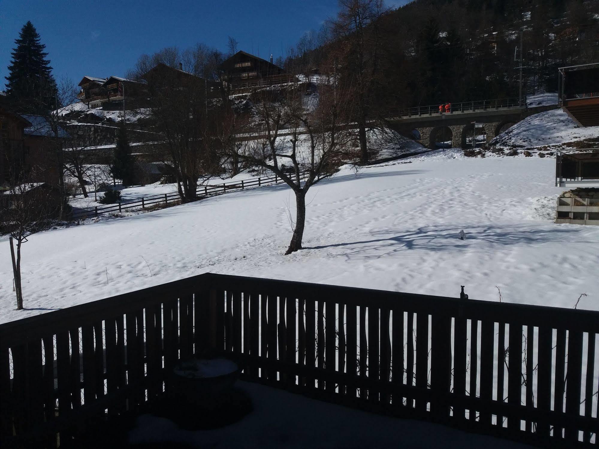 Hotel Schmitta Fiesch Exterior foto